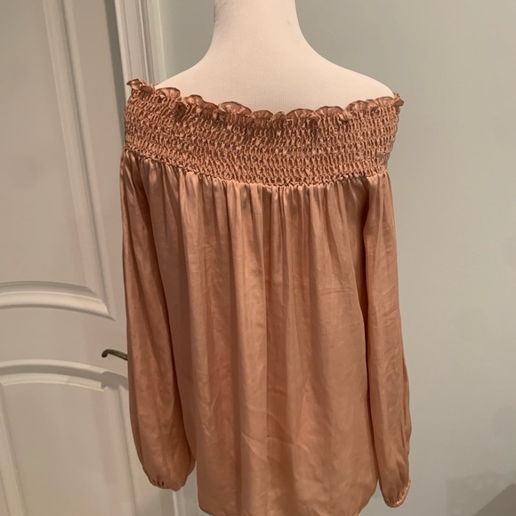 BCBG pink over the shoulder silk shirt - Picture 3 of 3